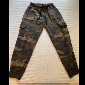 Cameo Victoria’s Secret sweatpants